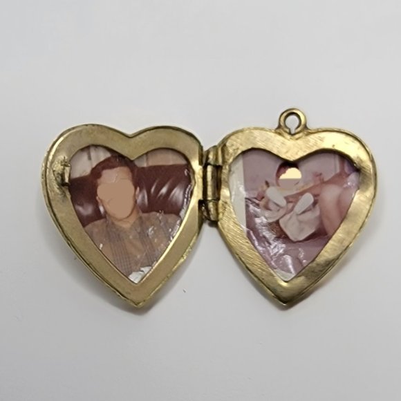 10k Solid Yellow Gold Heart Pendant Locket with Flower Designs - Picture 3 of 5